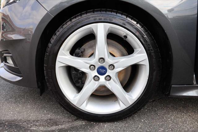 Photo of 2017 Magnetic Metallic Ford Focus ST