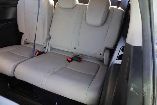 Photo of 2019 Lunar Silver Metallic Honda Odyssey