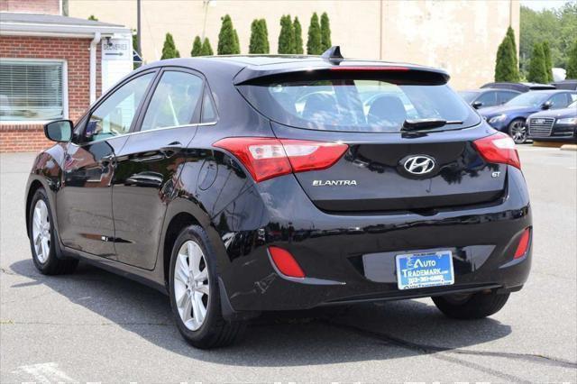 Photo of 2013 Black Noir Pearl Hyundai Elantra GT