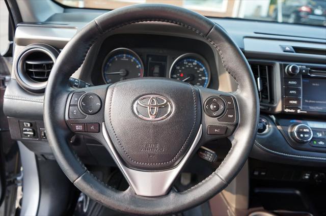 Photo of 2018 Silver Sky Metallic Toyota RAV4