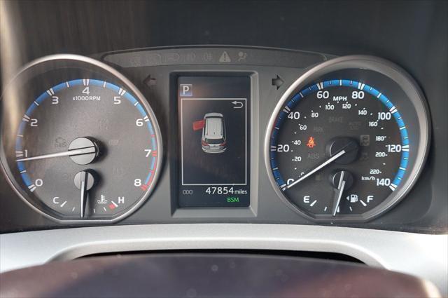 Photo of 2018 Silver Sky Metallic Toyota RAV4