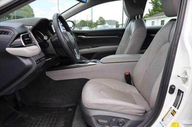 Photo of 2021 Wind Chill Pearl Toyota Camry