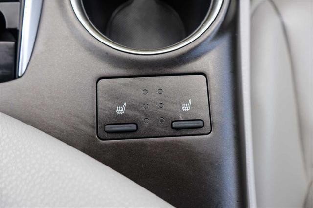 Photo of 2021 Wind Chill Pearl Toyota Camry