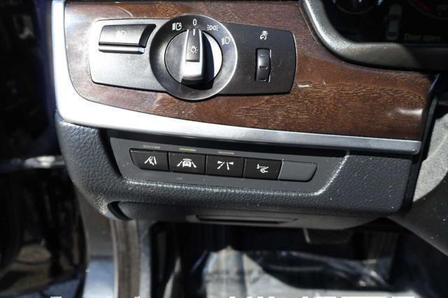 Photo of 2016 Black Sapphire Metallic BMW 535