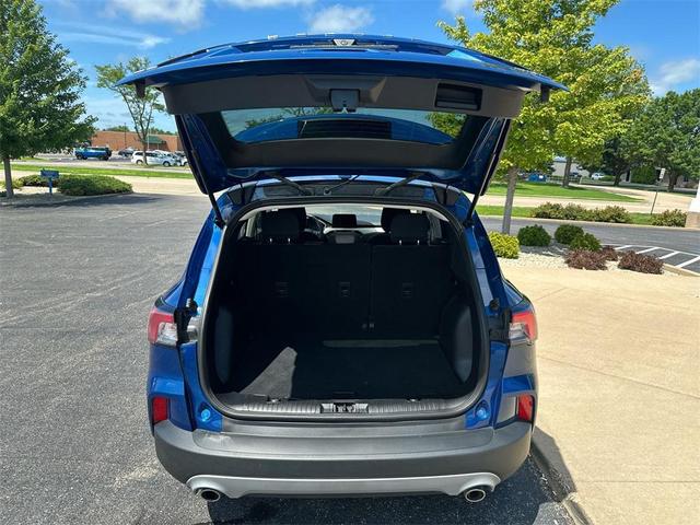 Photo of 2022 Blue Ford Escape