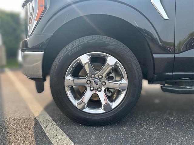 Photo of 2022 Black Metallic Ford F-150