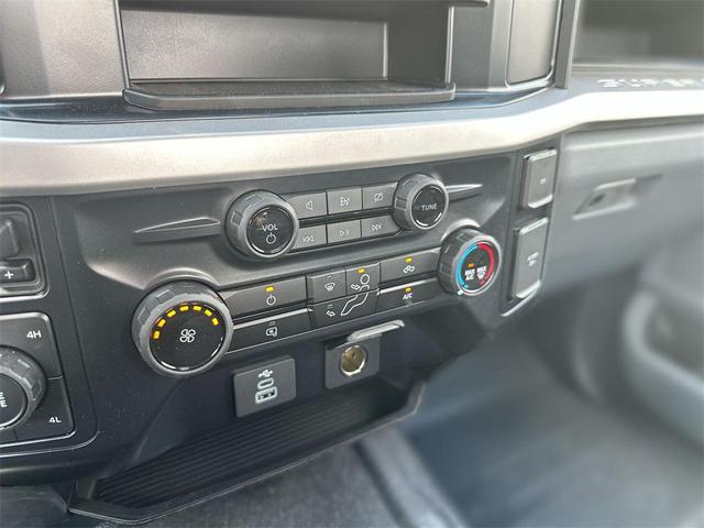 Photo of 2024 Oxford White Ford F-350