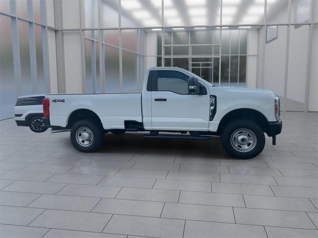 Photo of 2024 Oxford White Ford F-350