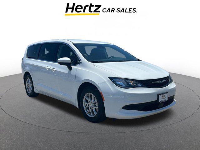 2023 Chrysler Voyager