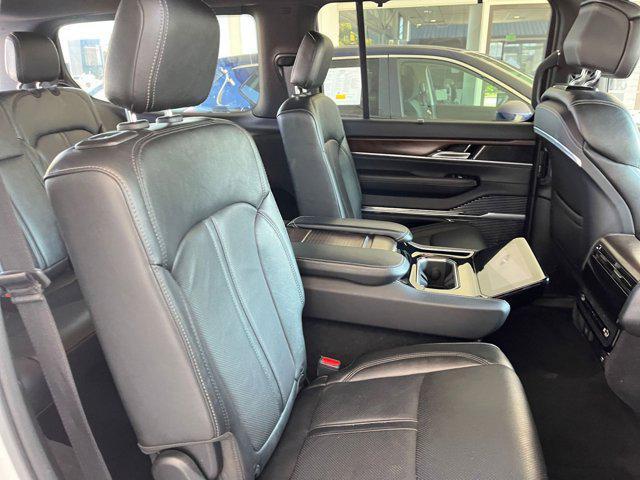 Photo of 2023 Bright White Clearcoat Jeep Grand Wagoneer
