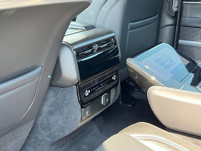 Photo of 2023 Bright White Clearcoat Jeep Grand Wagoneer