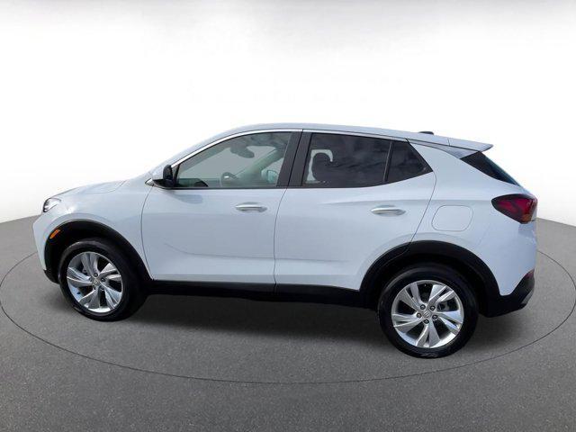 Photo of 2025 Summit White Buick Encore GX
