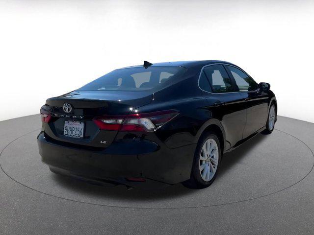 Photo of 2024 Midnight Black Metallic Toyota Camry