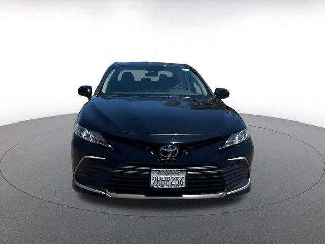 Photo of 2024 Midnight Black Metallic Toyota Camry