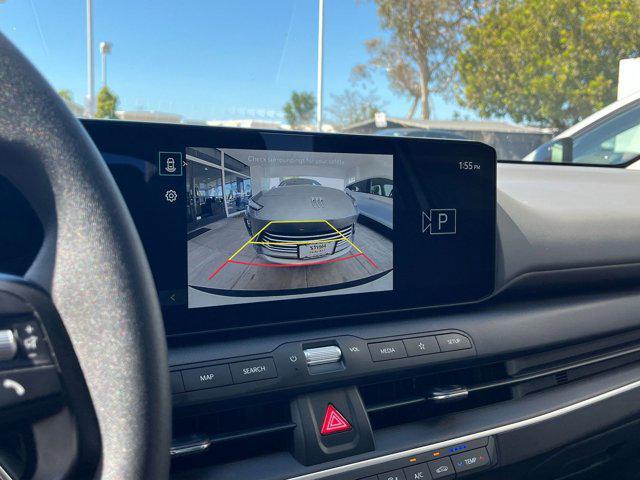 Photo of 2025 Snow White Pearl Kia K4