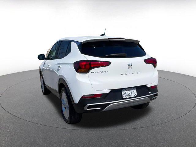 Photo of 2025 Summit White Buick Encore GX