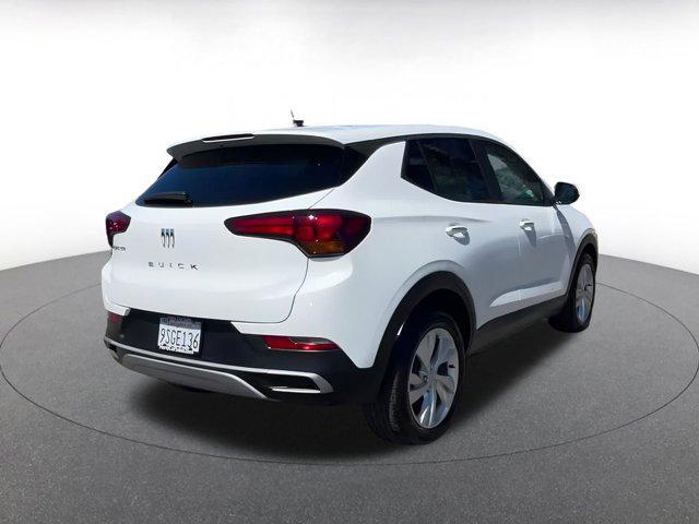 Photo of 2025 Summit White Buick Encore GX
