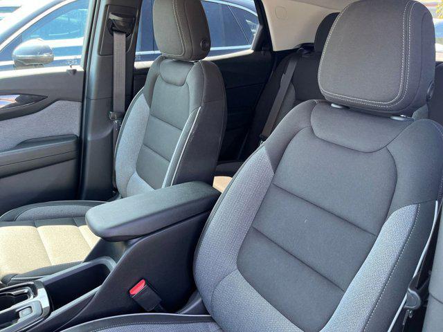 Photo of 2025 Mosaic Black Metallic Chevrolet Trailblazer