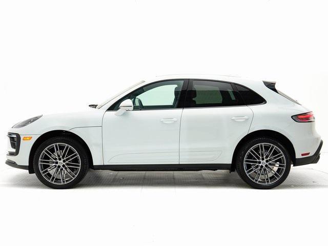 Photo of 2024 White Porsche Macan