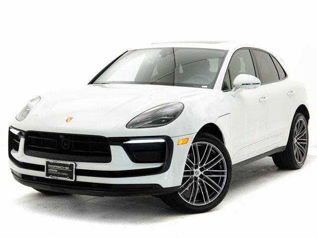 Photo of 2024 White Porsche Macan