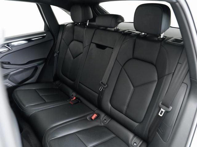 Photo of 2025 Carrara White Metallic Porsche Macan