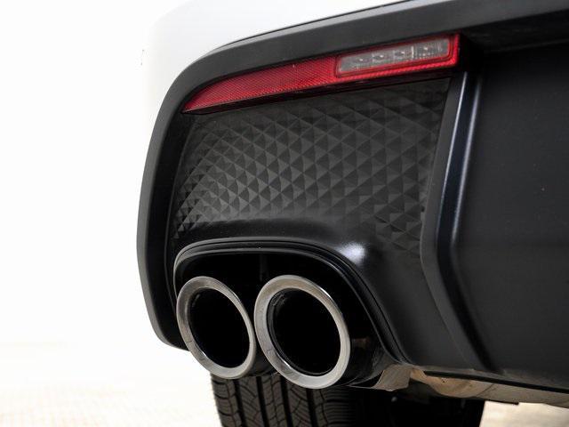 Photo of 2025 Carrara White Metallic Porsche Macan