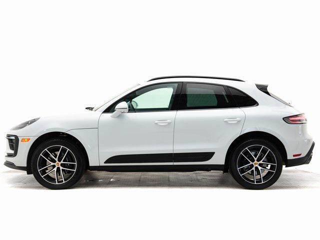 Photo of 2025 Carrara White Metallic Porsche Macan