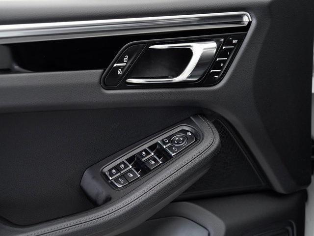 Photo of 2025 Carrara White Metallic Porsche Macan