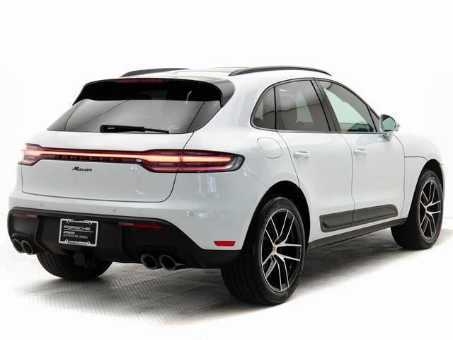 Photo of 2025 Carrara White Metallic Porsche Macan