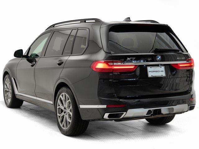 Photo of 2021 Black Sapphire Metallic BMW X7