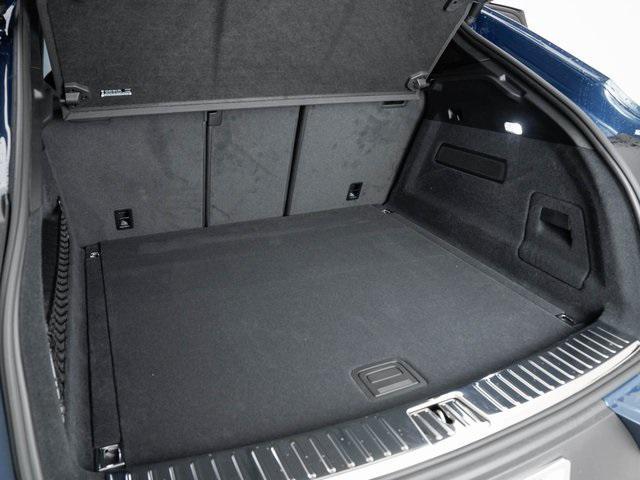 Photo of 2024 Montego Blue Metallic Porsche Cayenne