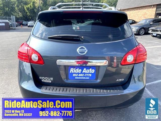 Photo of 2014 Graphite Blue Nissan Rogue Select