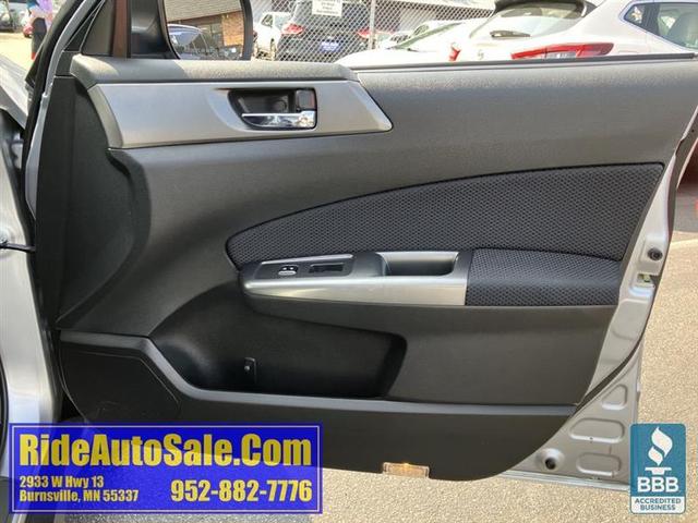 Photo of 2013 Ice Silver Metallic Subaru Forester