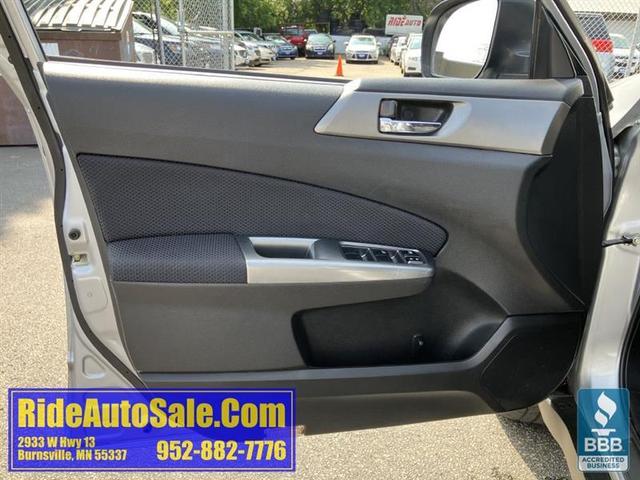 Photo of 2013 Ice Silver Metallic Subaru Forester