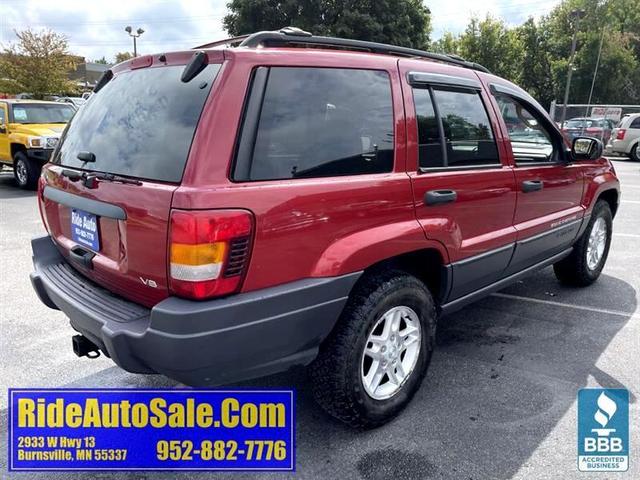 Photo of 2004 Red Jeep Grand Cherokee