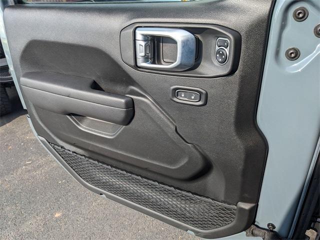 Photo of 2024 Anvil Clearcoat Jeep Gladiator