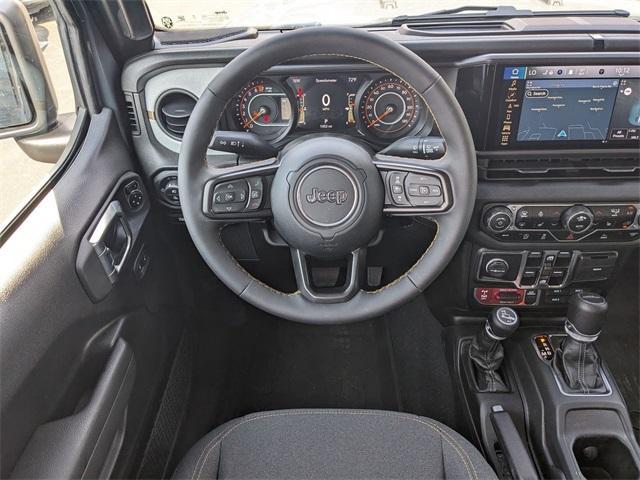Photo of 2024 Anvil Clearcoat Jeep Gladiator