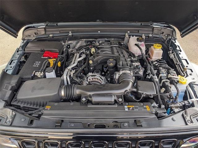 Photo of 2024 Anvil Clearcoat Jeep Gladiator