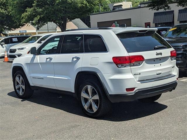 Photo of 2016 Bright White Clearcoat Jeep Grand Cherokee