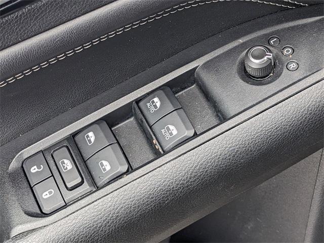 Photo of 2022 Diamond Black Jeep Compass