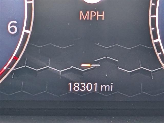 Photo of 2022 Diamond Black Jeep Compass
