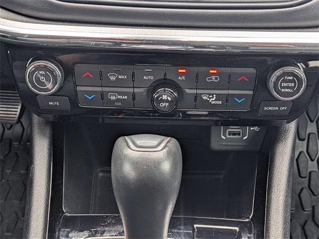 Photo of 2022 Diamond Black Jeep Compass
