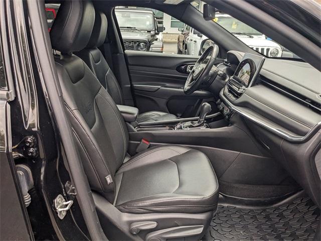 Photo of 2022 Diamond Black Jeep Compass