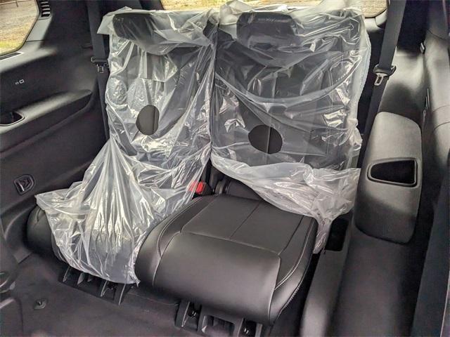Photo of 2025 Metallic Jeep Grand Cherokee L