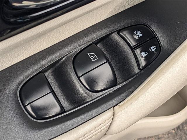 Photo of 2019 Caspian Blue Nissan Rogue Sport