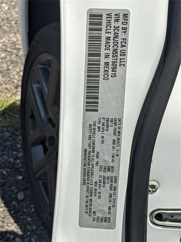 Photo of 2025 Bright White Clearcoat Jeep Compass