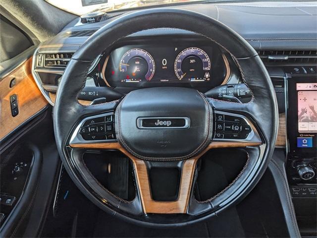 Photo of 2023 Diamond Black Jeep Grand Cherokee