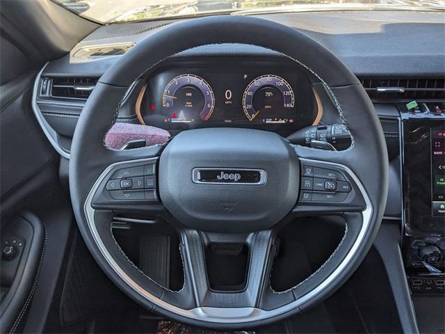 Photo of 2025 Metallic Jeep Grand Cherokee