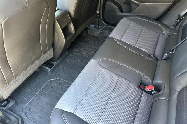 Photo of 2025 Summit White Chevrolet Trax