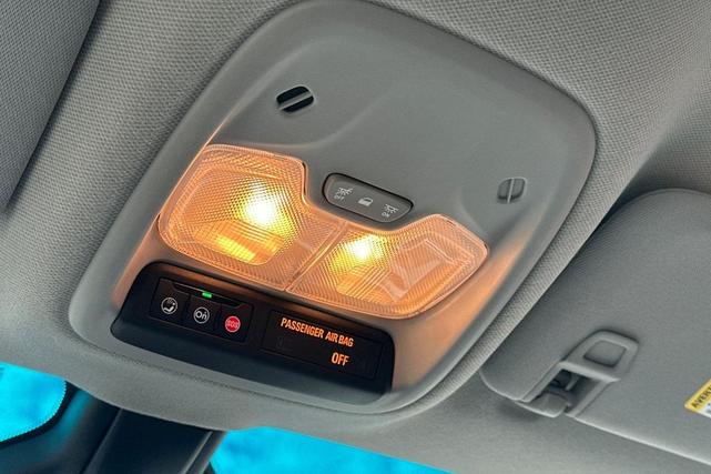 Photo of 2019 Summit White Chevrolet Bolt EV